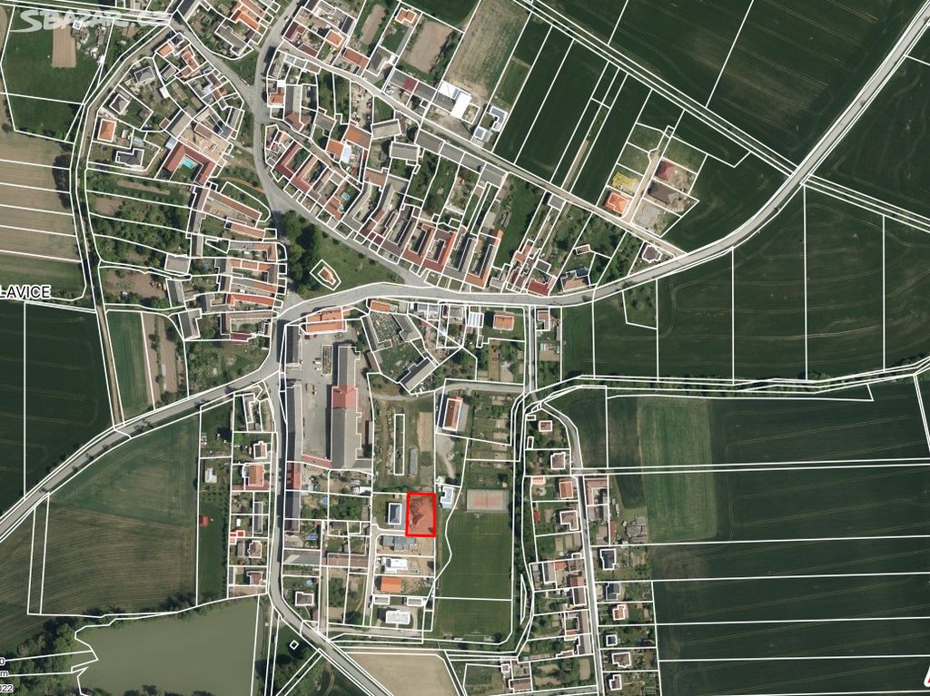 Prodej stavební pozemek 860 m2 obec Slavice